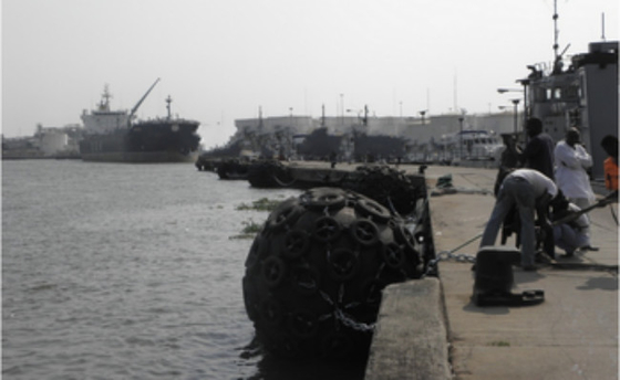 Berthing черноты обвайзера Иокогама предохранения от корабля плавать резиновой раздувной пневматический